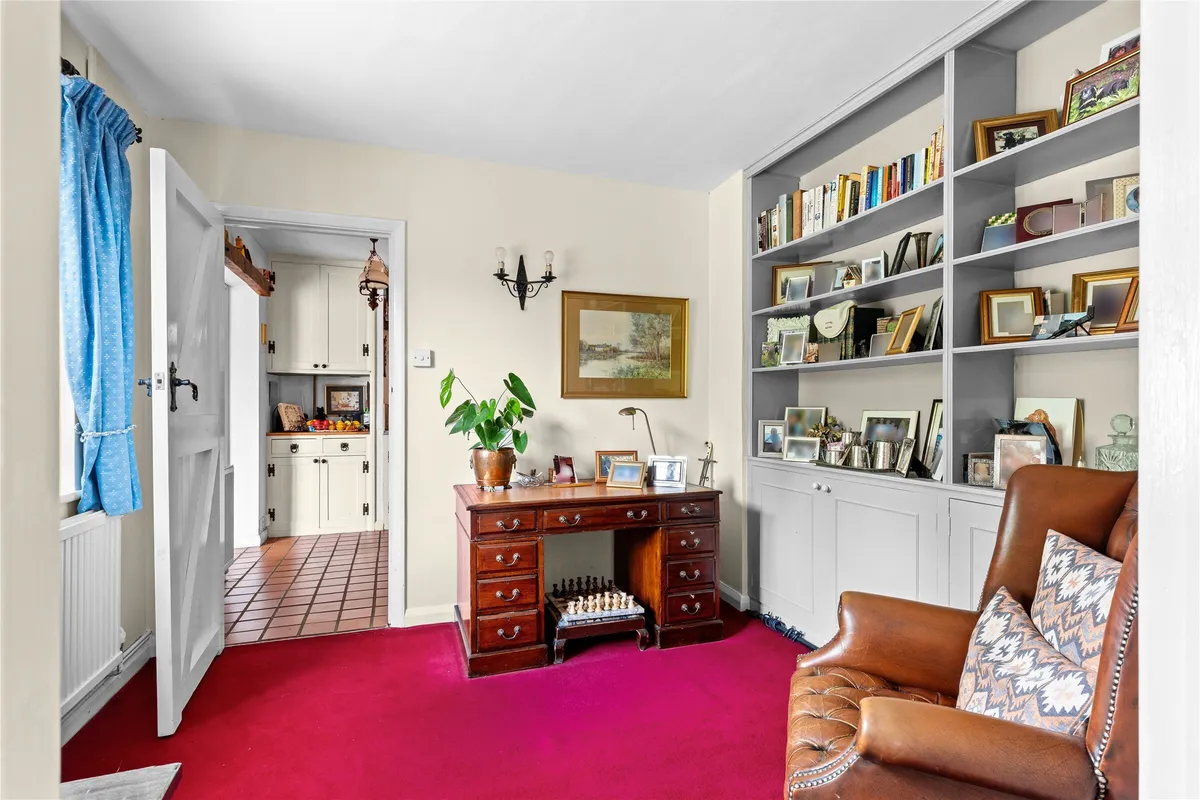 Wheeler Avenue, Oxted, Surrey, RH8