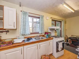 James Road, Havant thumb 3