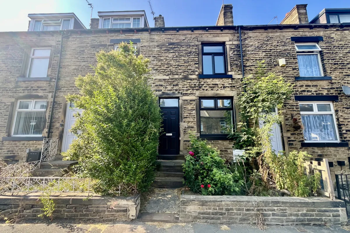 Woodhall Terrace, BRADFORD
