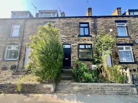 Woodhall Terrace, BRADFORD photo