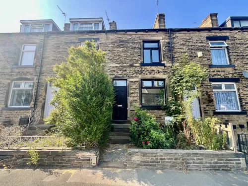Woodhall Terrace, BRADFORDphoto
