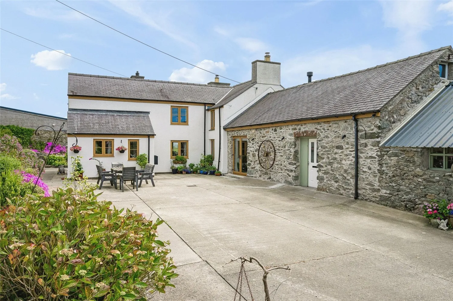 Llanfaethlu, Holyhead, LL65 photo 20