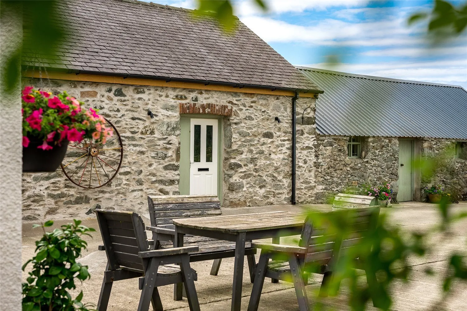 Llanfaethlu, Holyhead, LL65 photo 21