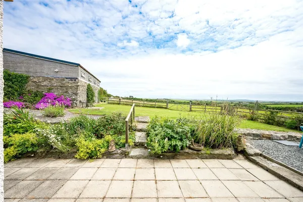 Llanfaethlu, Holyhead, LL65 photo 22