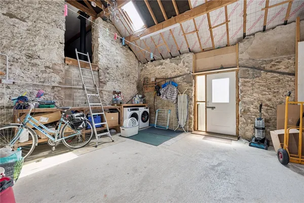 Llanfaethlu, Holyhead, LL65 photo 30