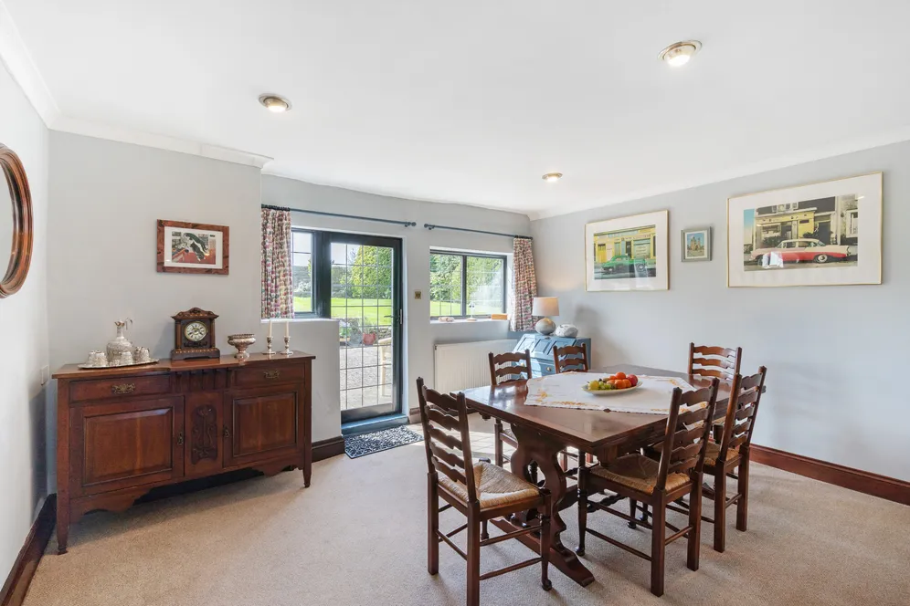 Hyde, Chalford, GL6 photo 14