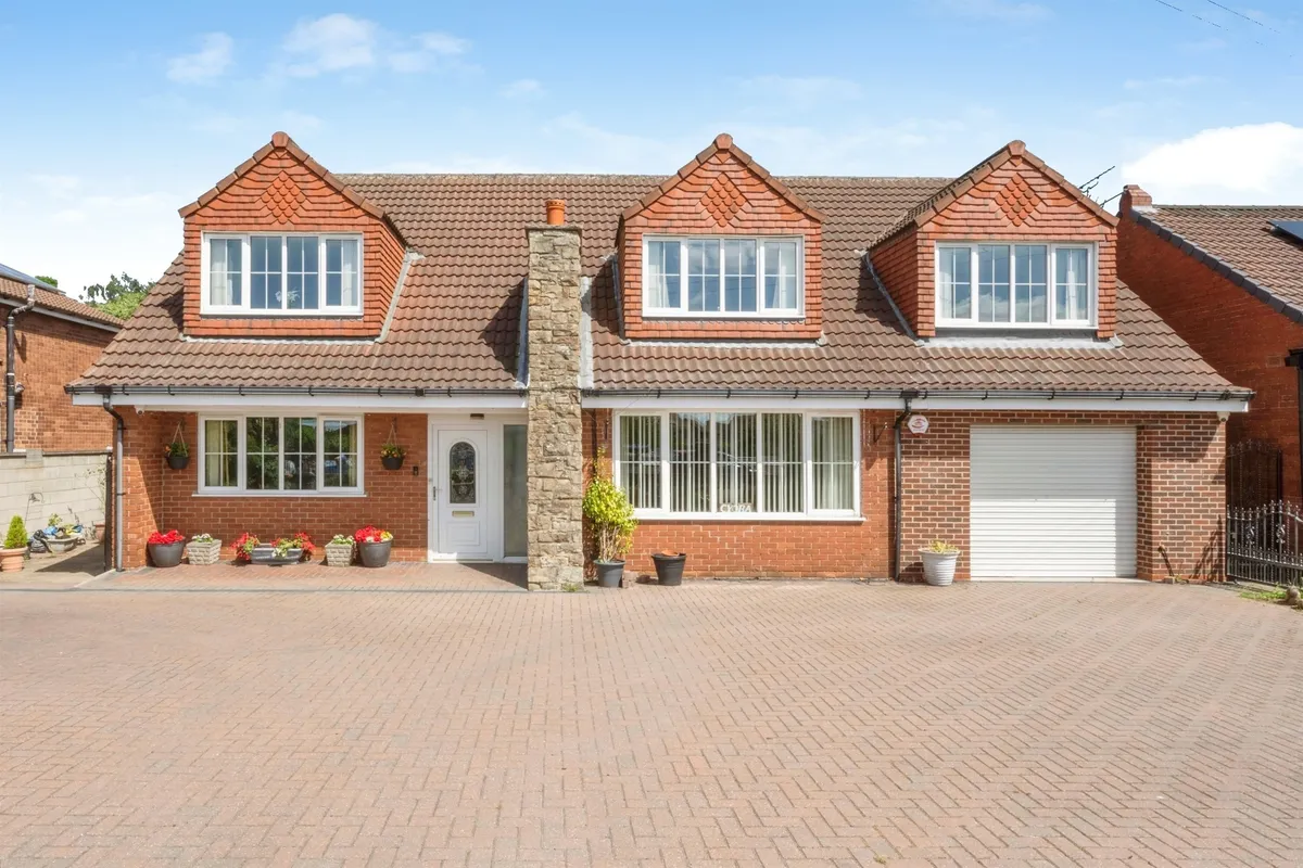 West Street, Thorne, DONCASTER