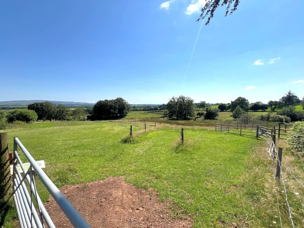 Stonecross Rigg, Near Walton Image 47