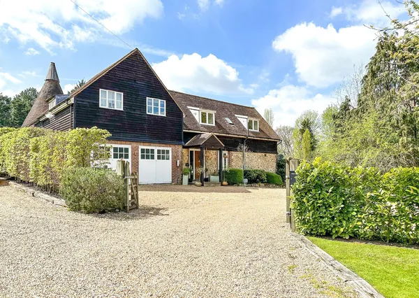 London Road, Westerham, TN16