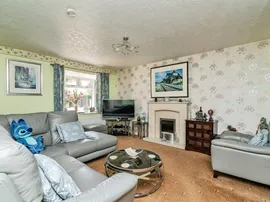 Naseby Drive, Long Eaton, Nottingham thumb 3