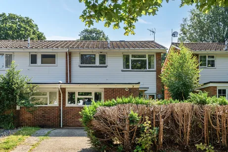 Field Place, Liphook, GU30