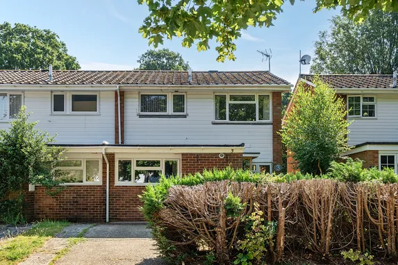 Field Place, Liphook, GU30