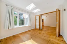 Field Place, Liphook, GU30 photo 6
