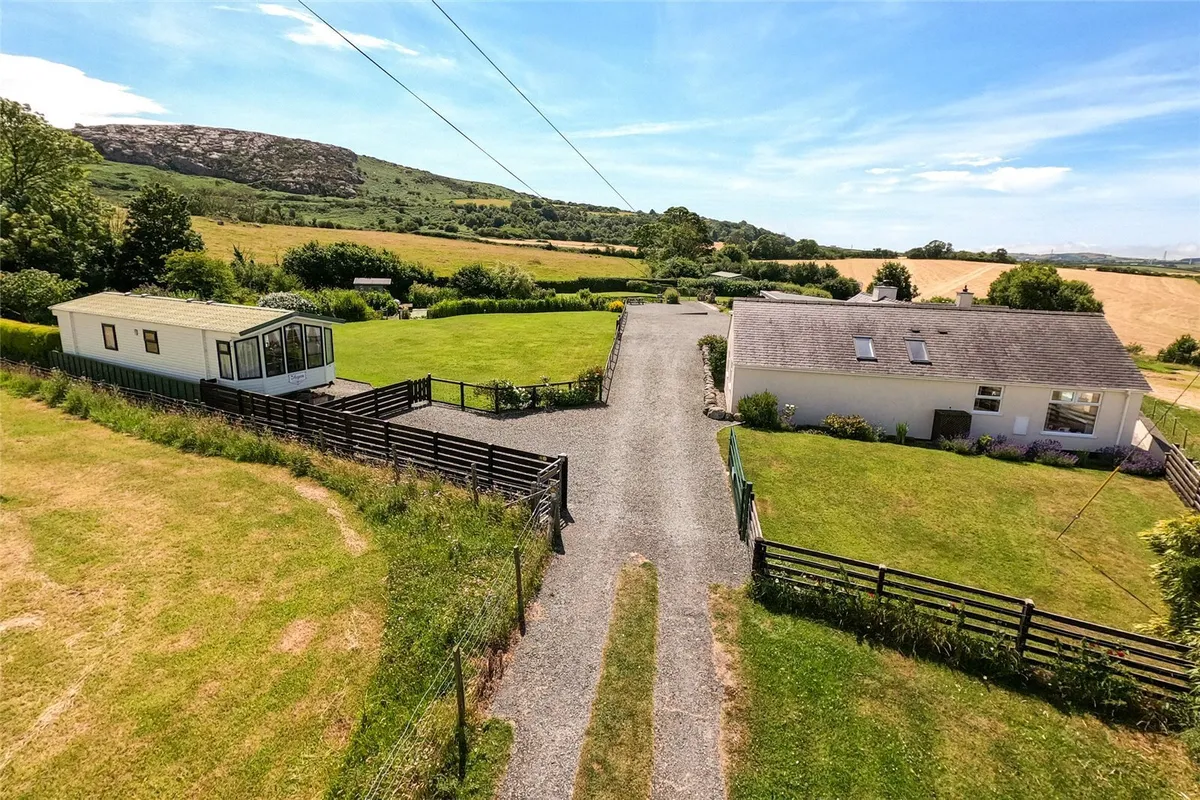Dulas, Isle of Anglesey, LL70