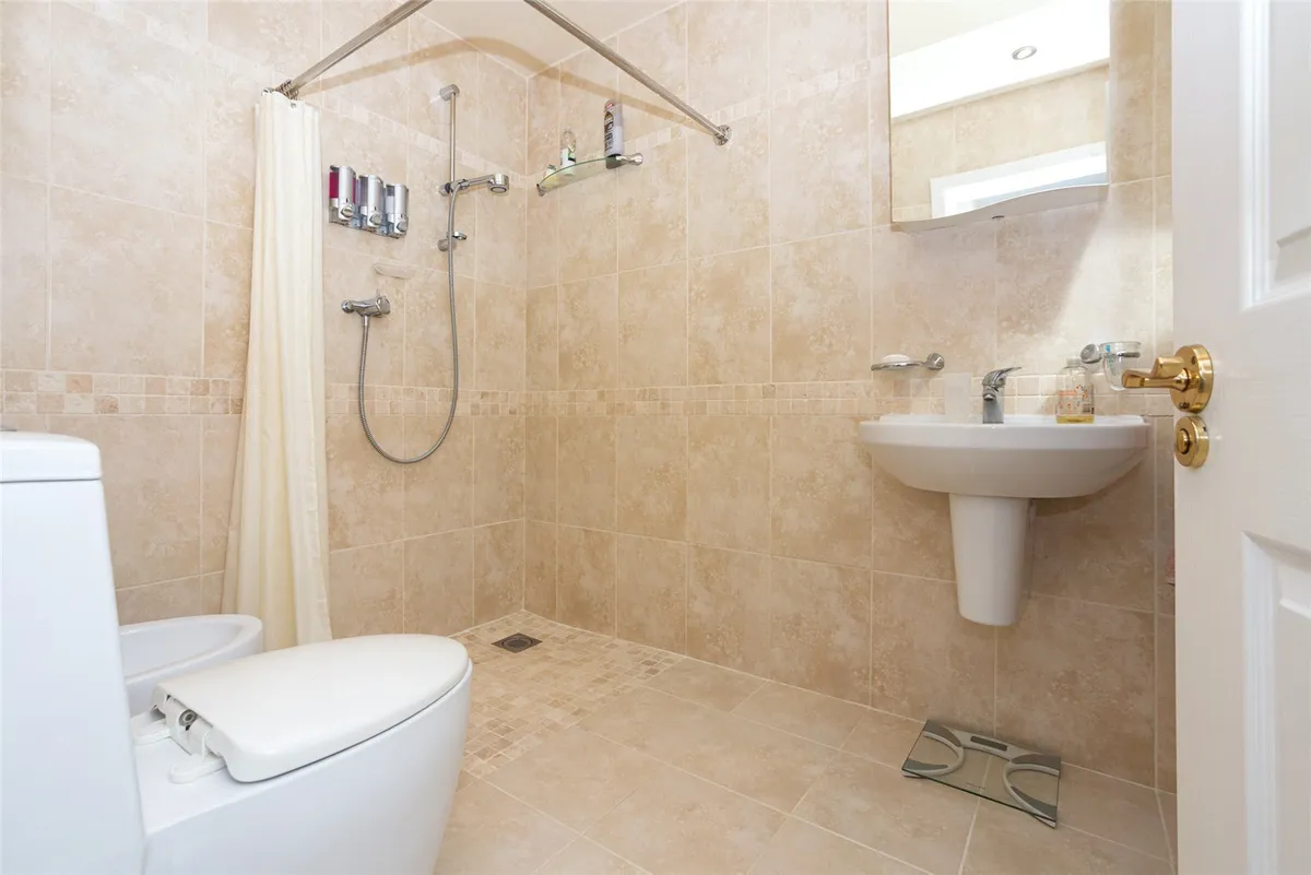 Dulas, Isle of Anglesey, LL70