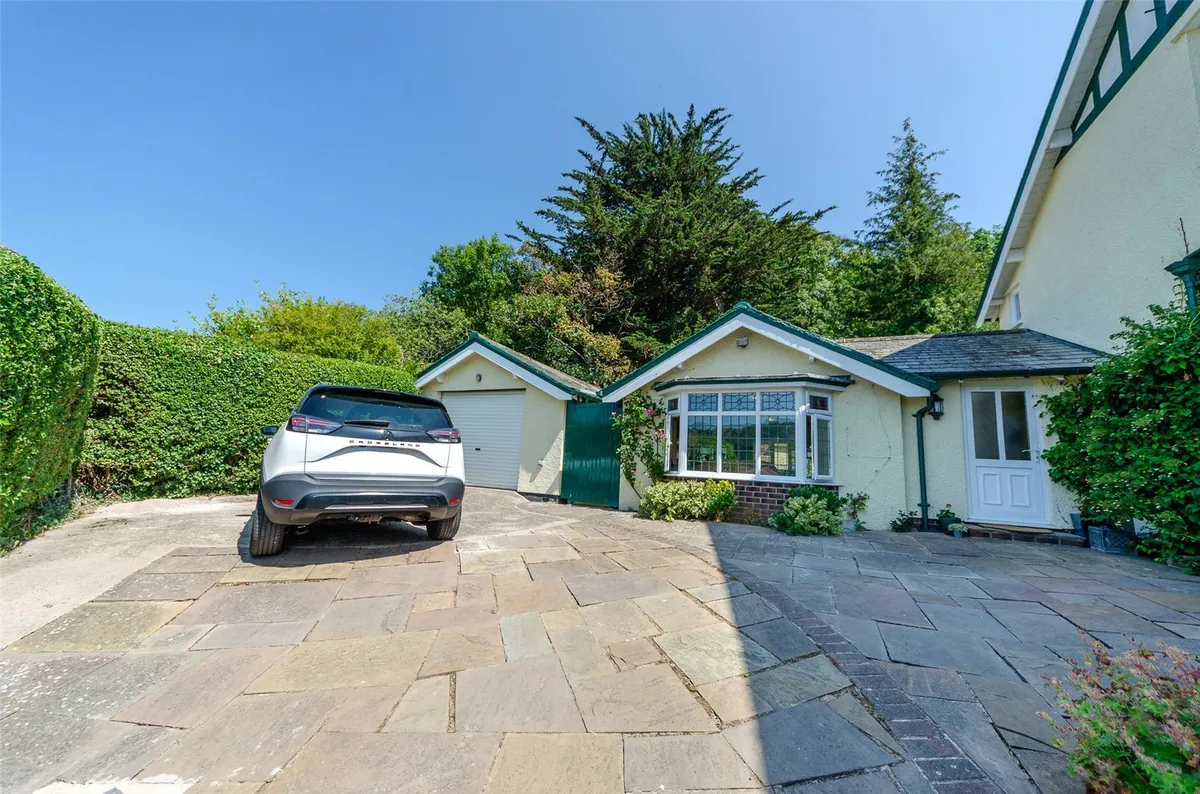 Dinerth Road, Rhos on Sea, Colwyn Bay, Conwy, LL28