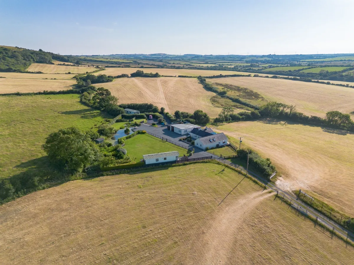 Dulas, Isle of Anglesey, LL70