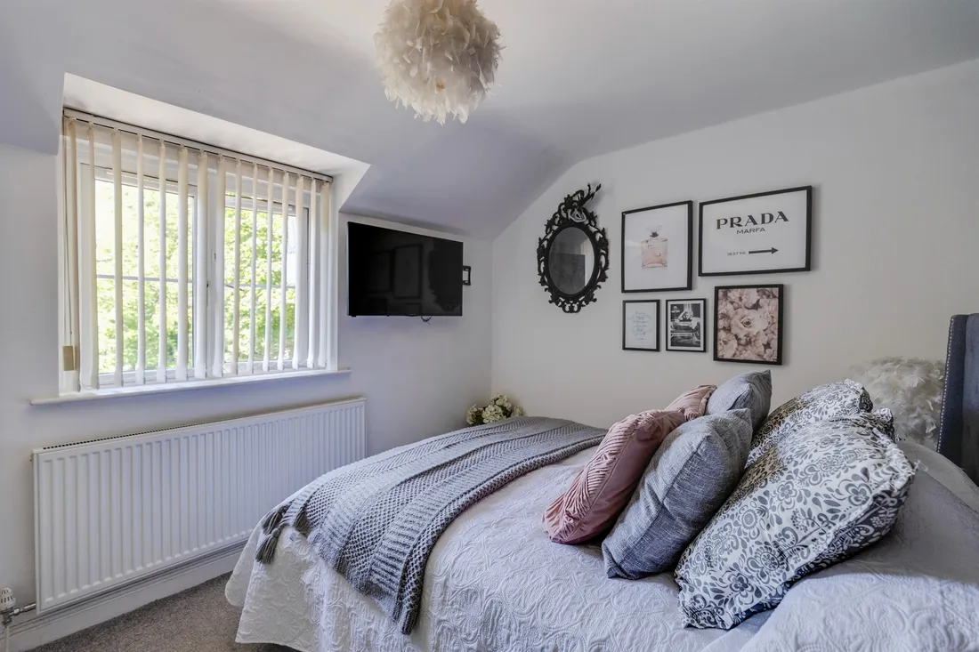 Property photo 32