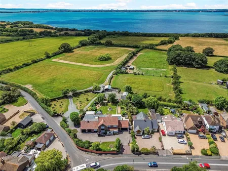 Havant Road, Hayling Island, PO11