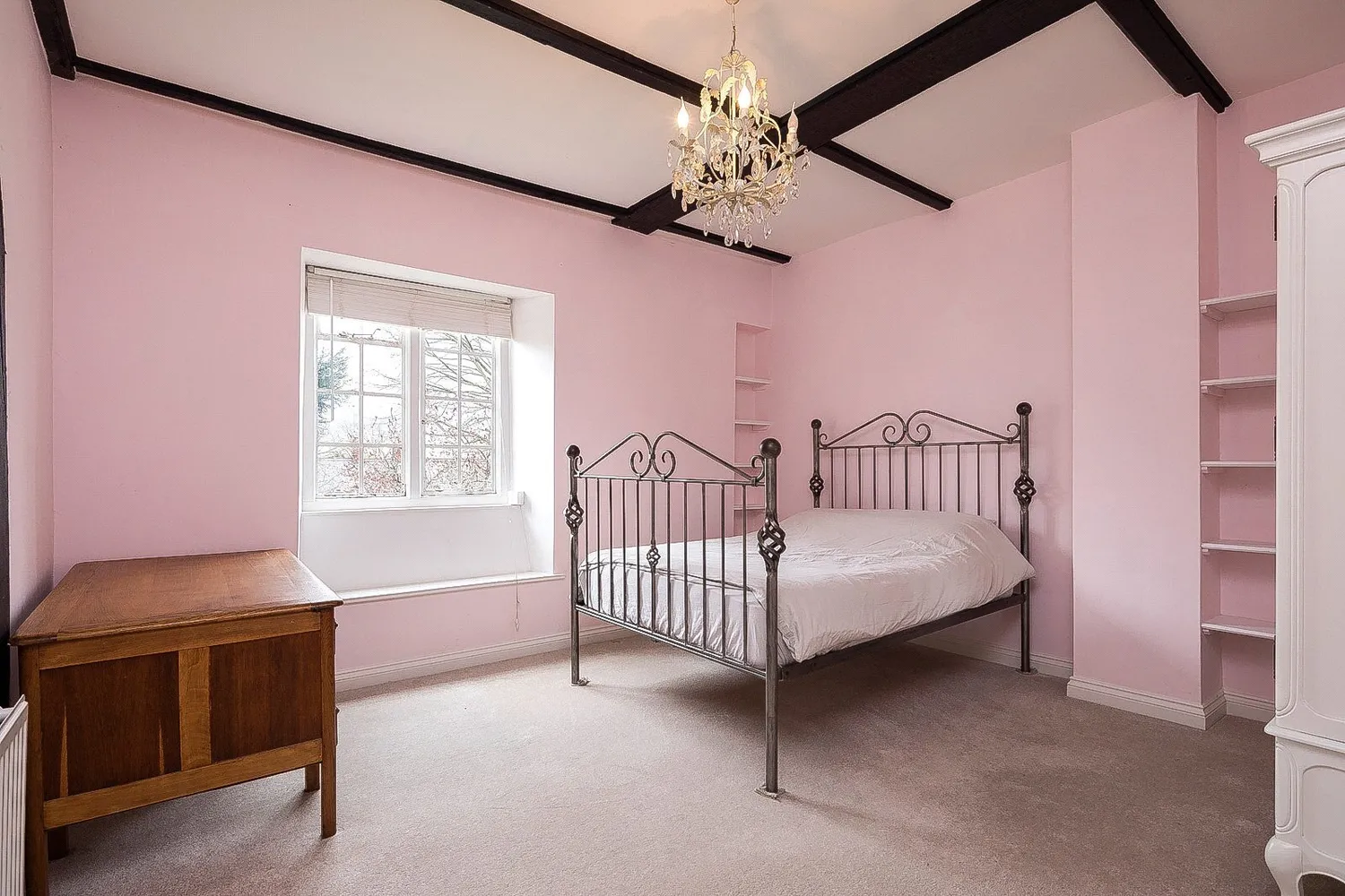 Captains Court, Horton, NN7 photo 5