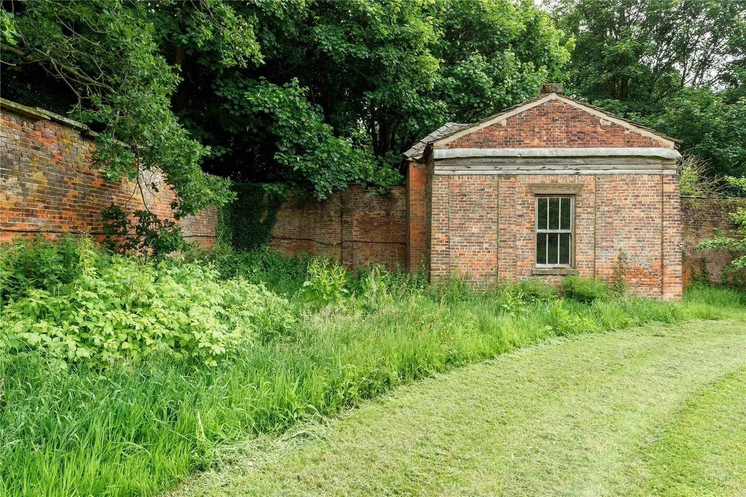 Adlington Hall Estate, Mill Lane, SK10 photo 26