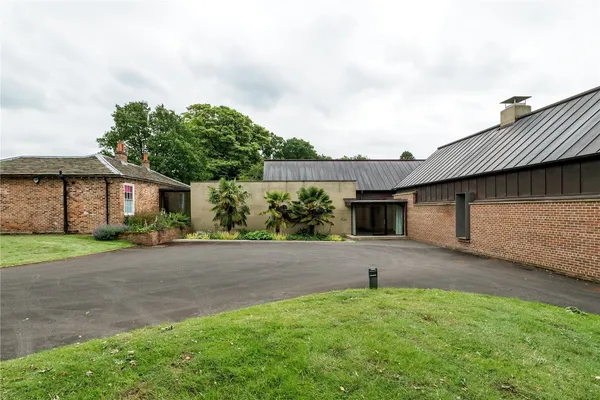 Adlington Hall Estate, Mill Lane, SK10 photo 28