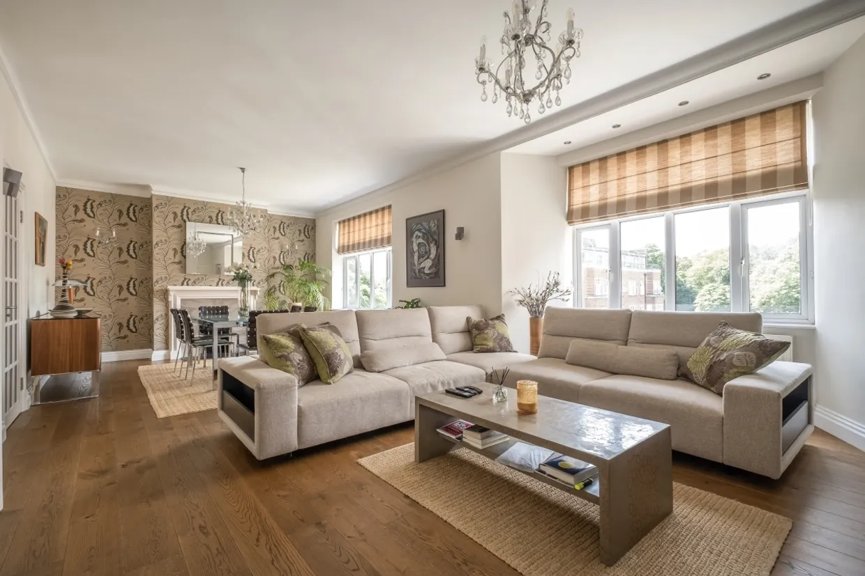 81 Putney Hill London SW15 photo 2