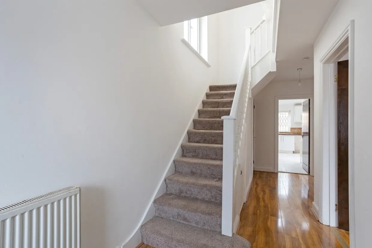 Ballogie Avenue London NW10 photo 2