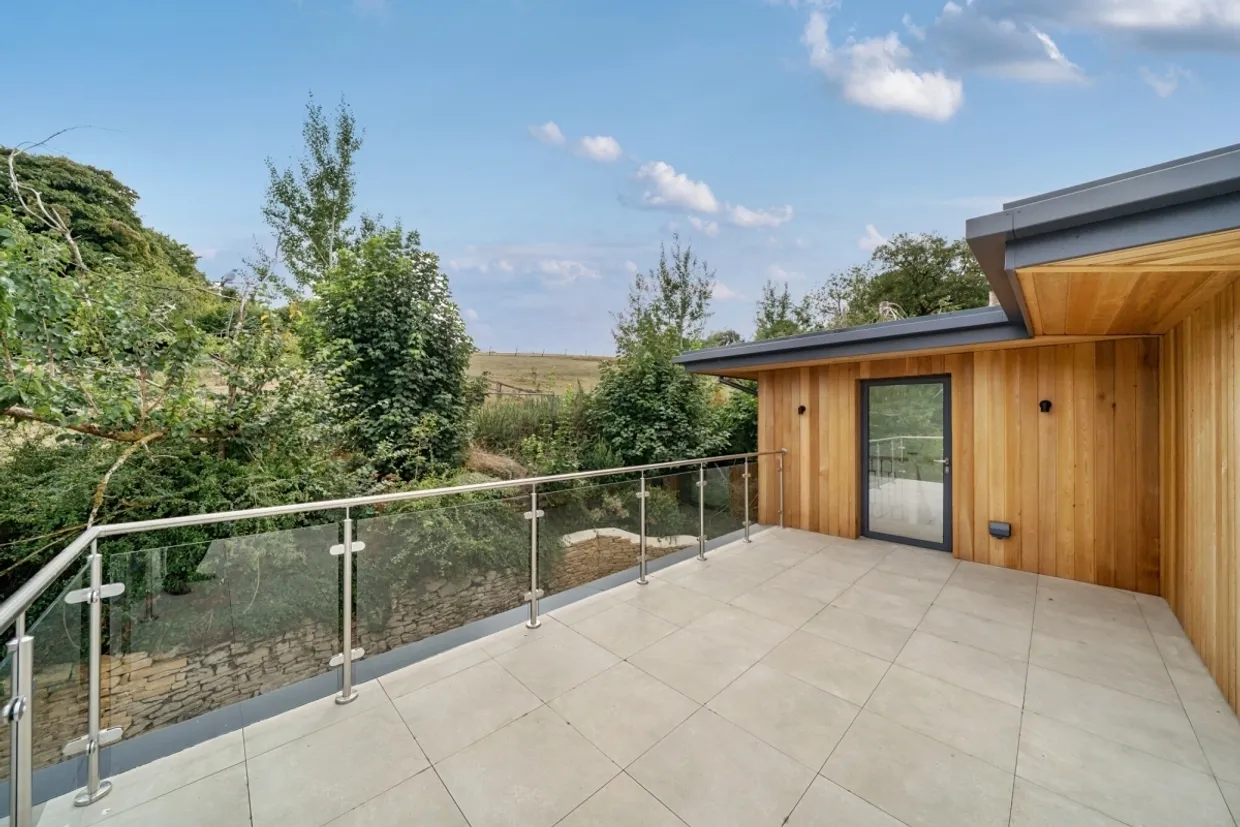 Tetbury Lane Nailsworth GL6 photo 3