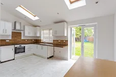 Ballogie Avenue London NW10 photo 5