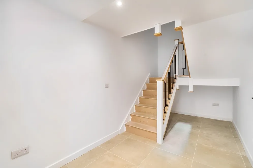 Tetbury Lane Nailsworth GL6 photo 4