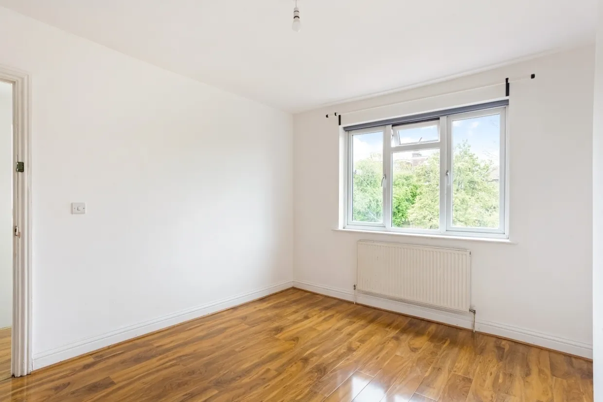 Ballogie Avenue London NW10 photo 12
