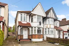 Ballogie Avenue London NW10 photo 16