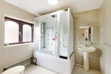 Dale Grove, London