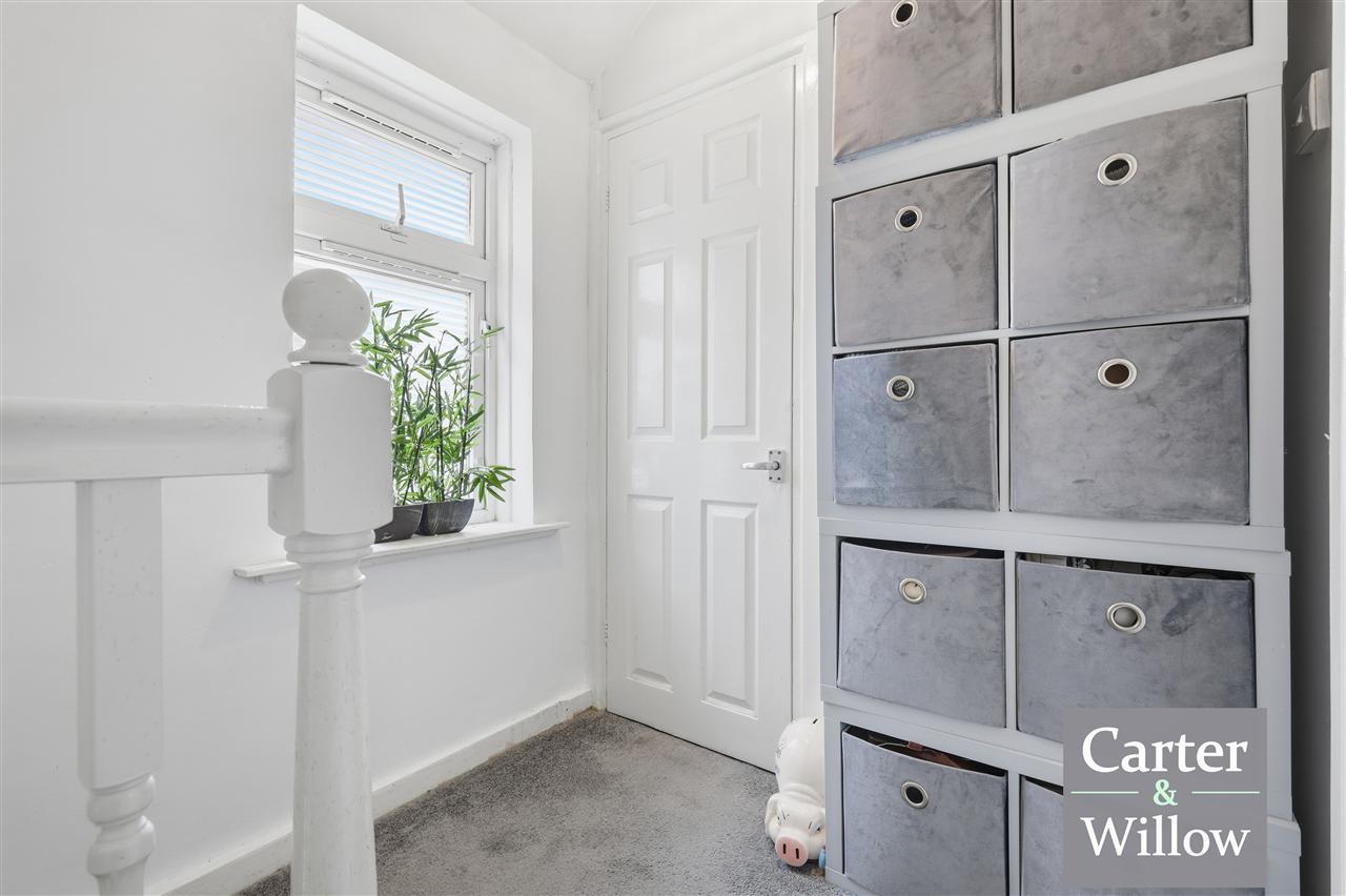 Shortcroft Road, Essex Image 12