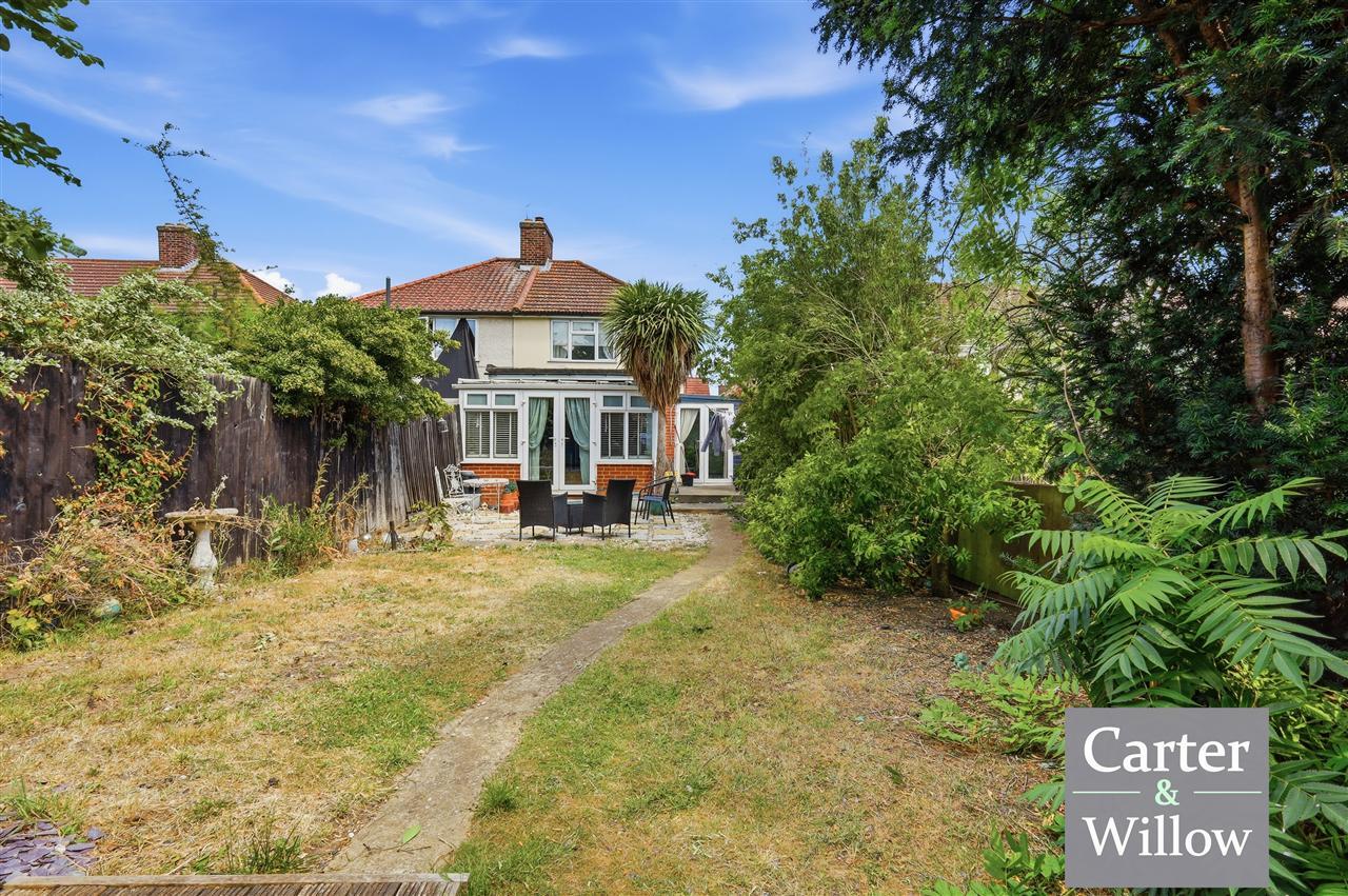 Shortcroft Road, Essex Image 18