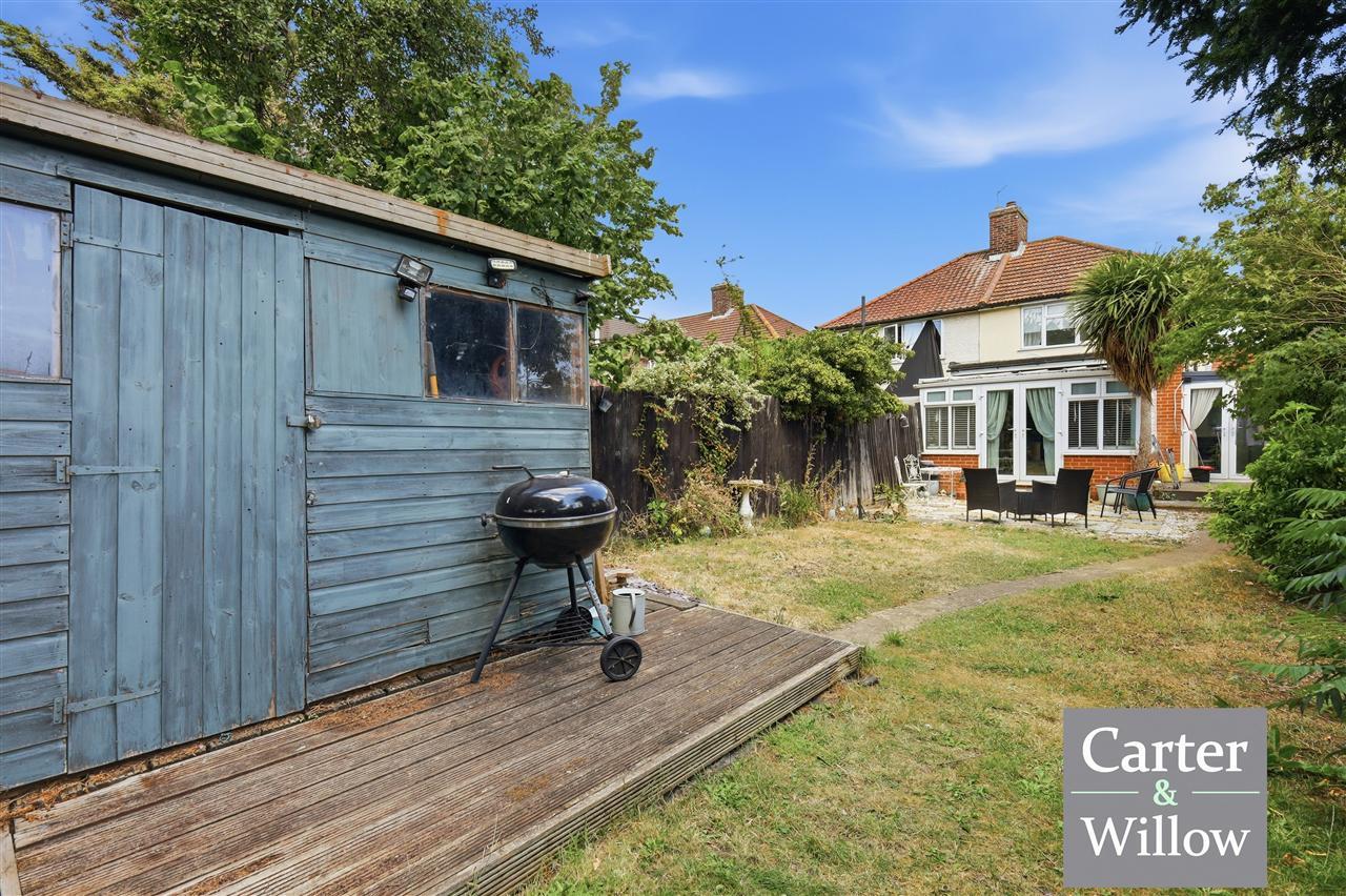Shortcroft Road, Essex Image 19