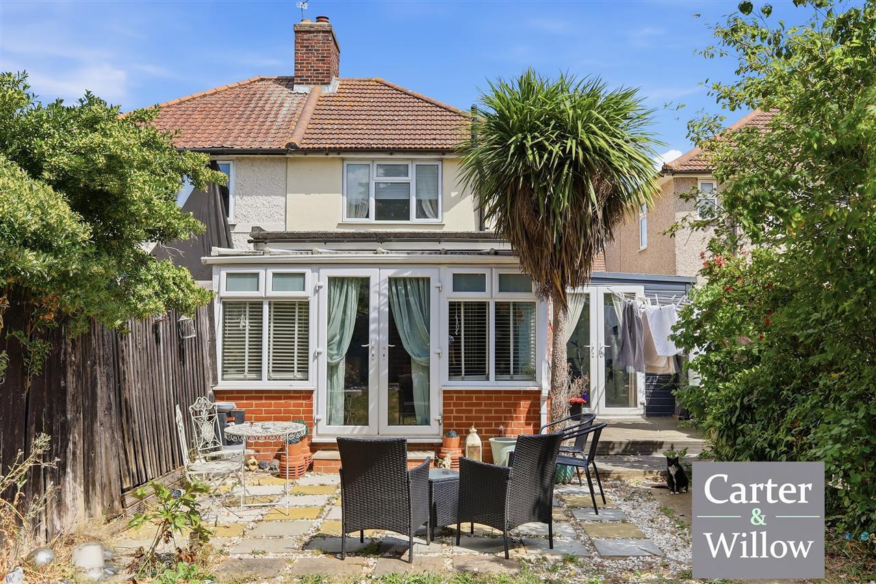 Shortcroft Road, Essex Image 21