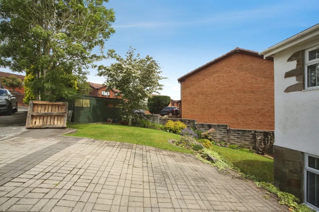 Property photo 10