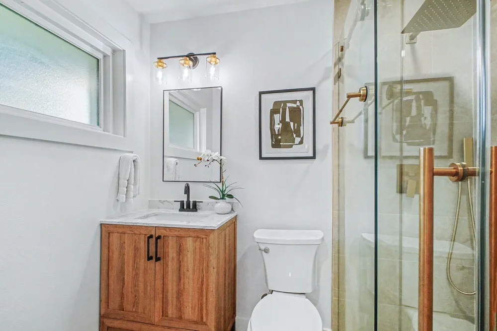 5443 Redstart St, Houston, TX 77096