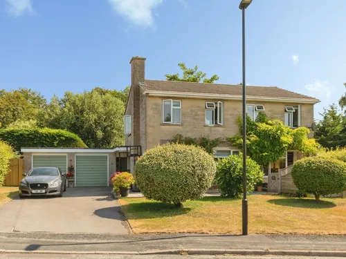 St. Winifreds Drive, Combe Down, Bathphoto