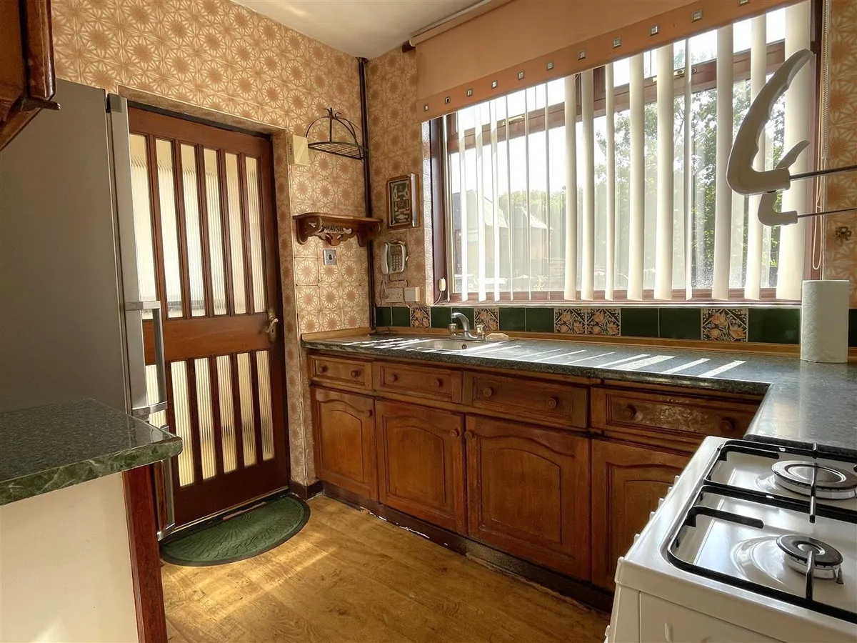 Rainbow Street, Bilston