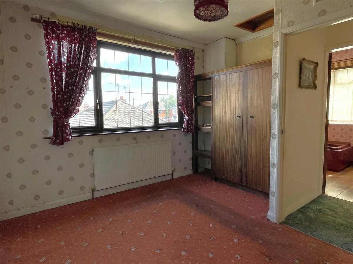 Rainbow Street, Bilston