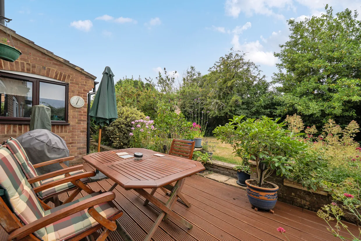 Ailesbury Way, Burbage, SN8 photo 5