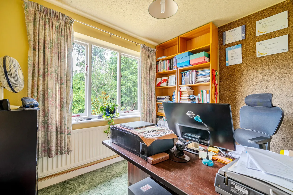 Ailesbury Way, Burbage, SN8 photo 14