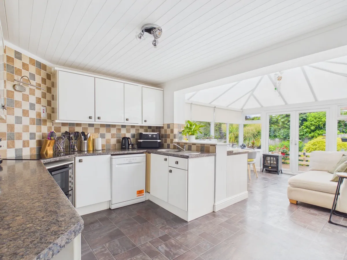 Rutland Close, Barry, CF62