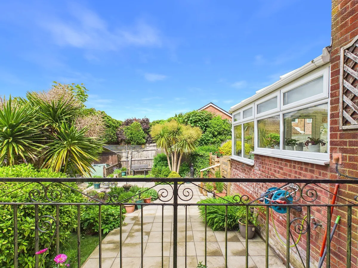 Rutland Close, Barry, CF62