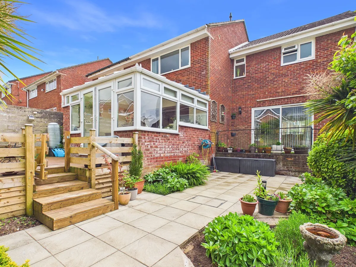 Rutland Close, Barry, CF62