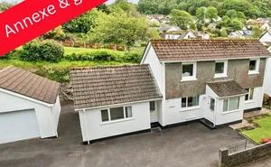 Penventon View, Helston, Cornwall With, Annexe, Double Garage, TR13 photo