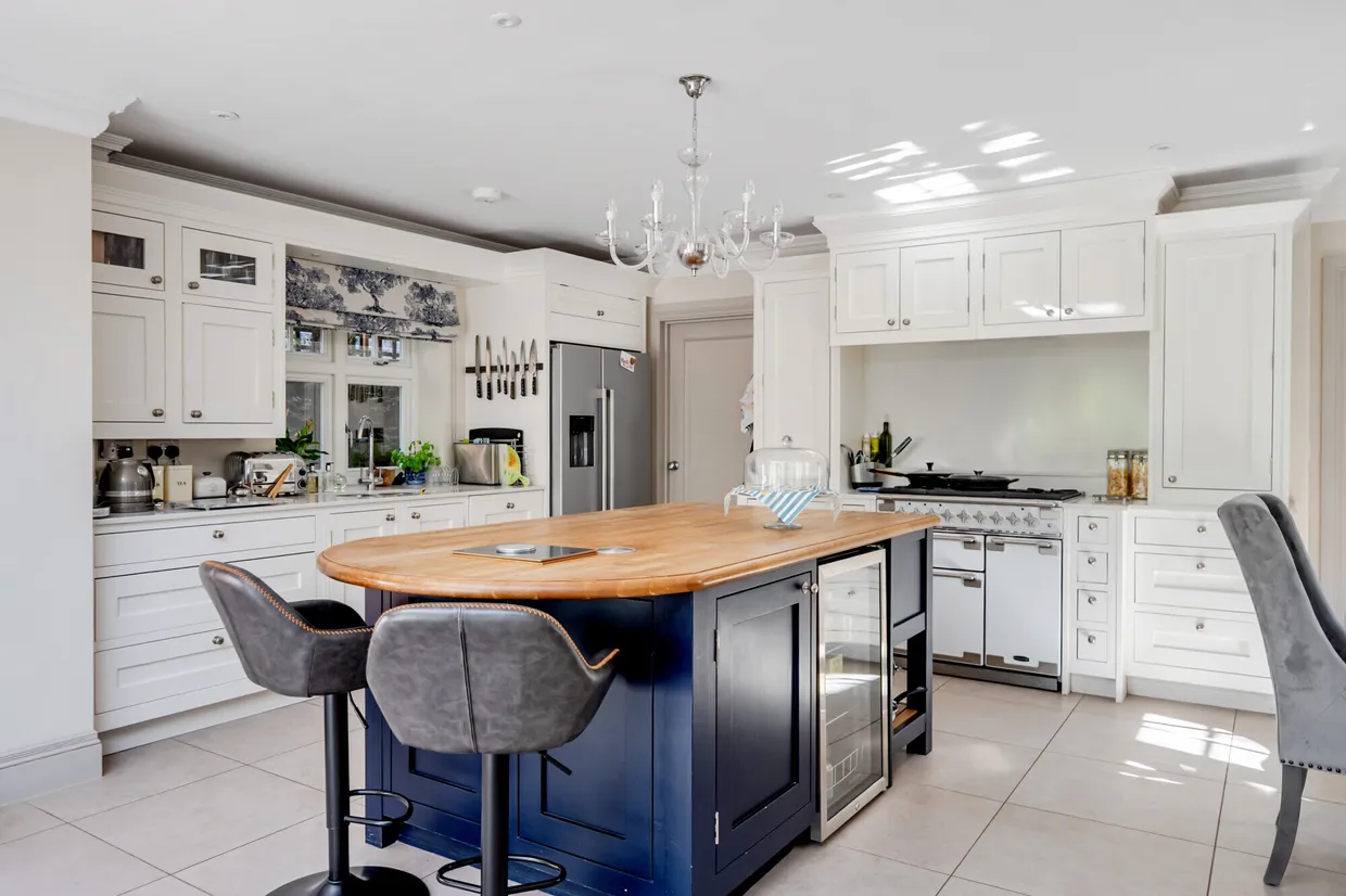 Sandlands Grove, Walton-On-The-Hill, KT20 photo 19